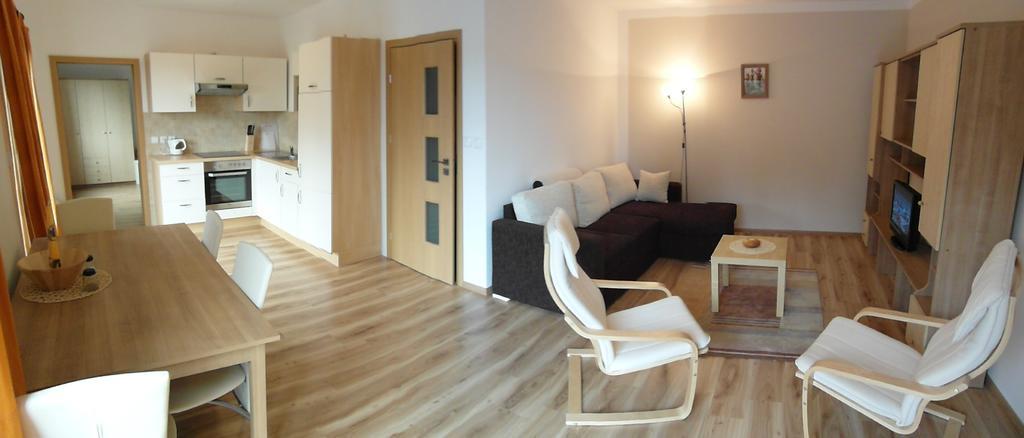 Ernesta Club Lipno Apartman Lipno nad Vltavou Kültér fotó